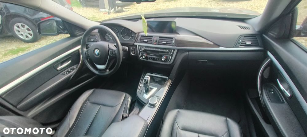 BMW Seria 3 328i Sport-Aut - 19