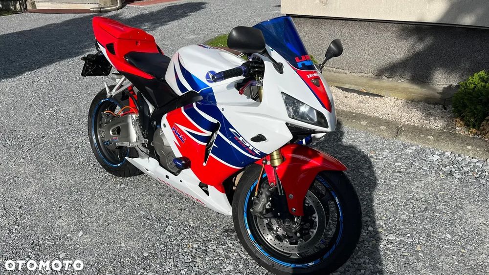 Honda CBR - 1
