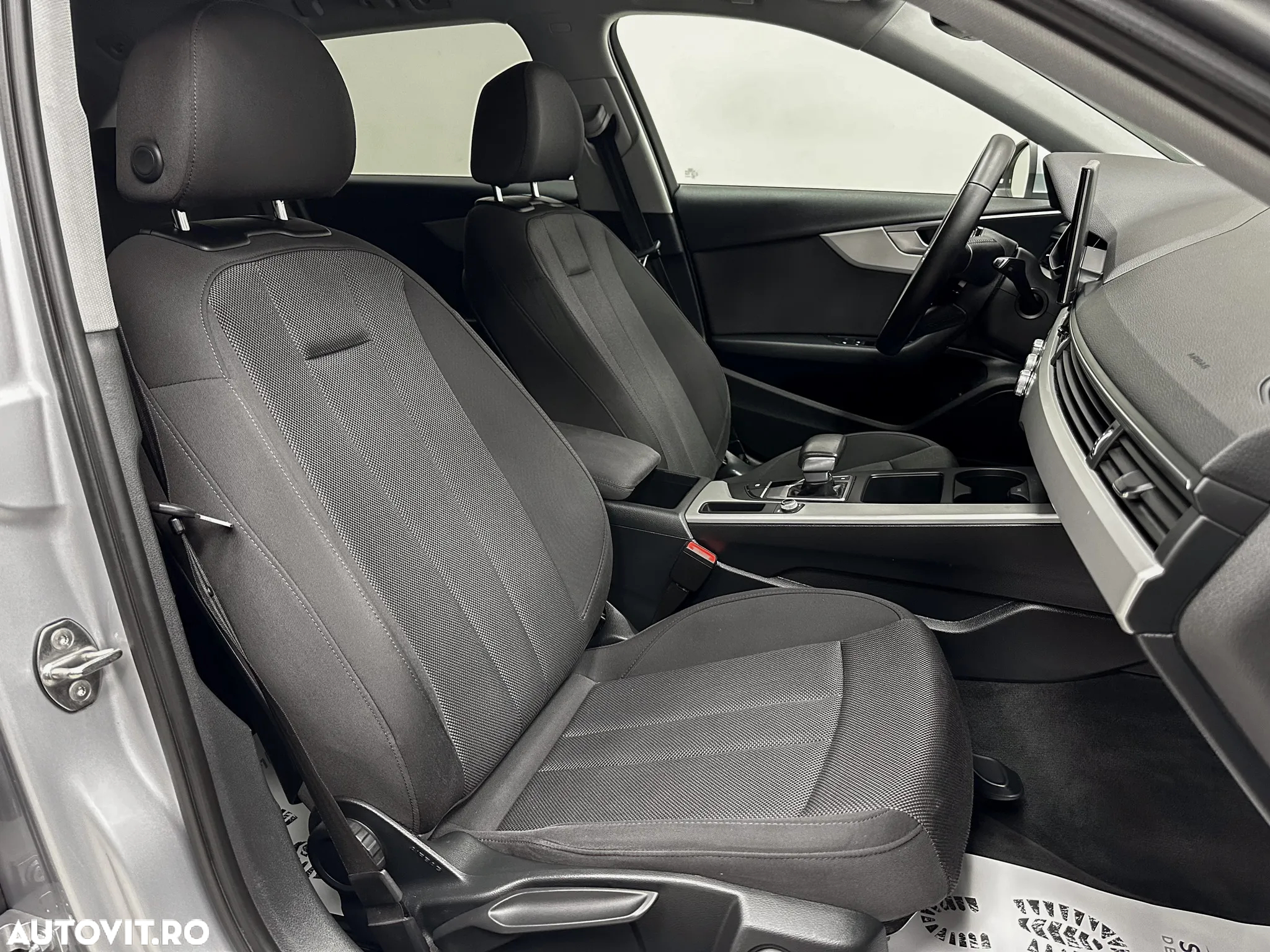 Audi A4 Avant 2.0 35 TDI S tronic MHEV Advanced - 10