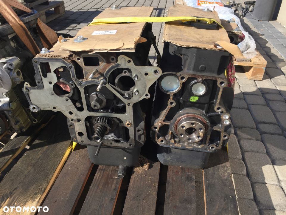 ISEKI alternator 6281 200 - 015 denso 12V - 8