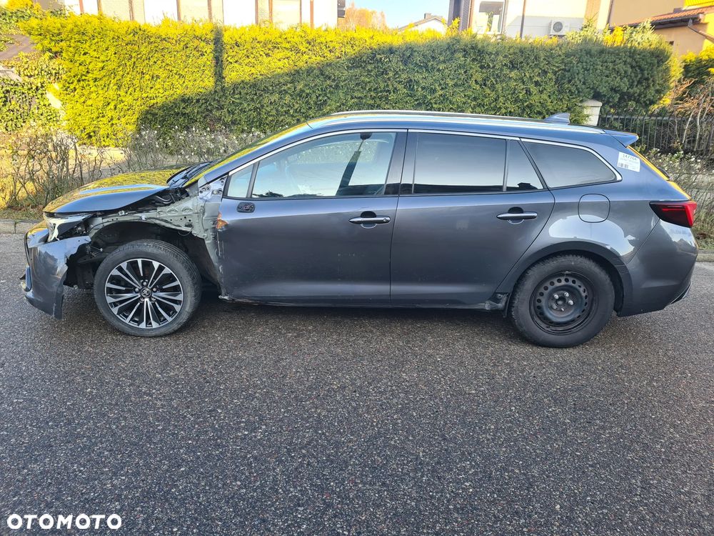 Toyota Corolla 2.0 Hybrid Lounge - 5