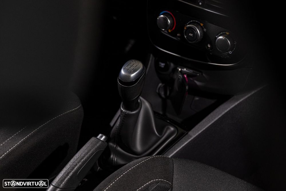 Renault Clio Sport Tourer 1.5 dCi Limited - 16