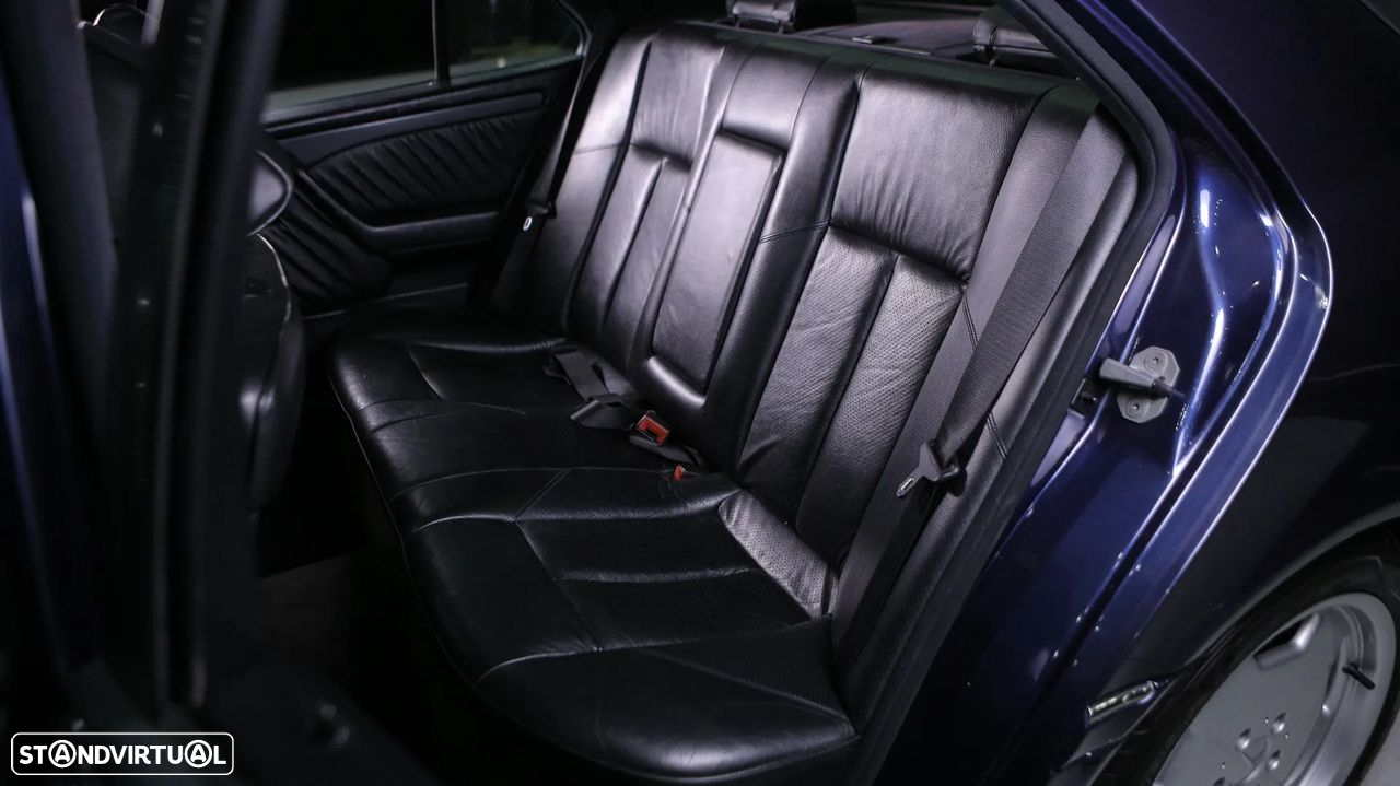 Mercedes-Benz C 36 AMG Standard - 10