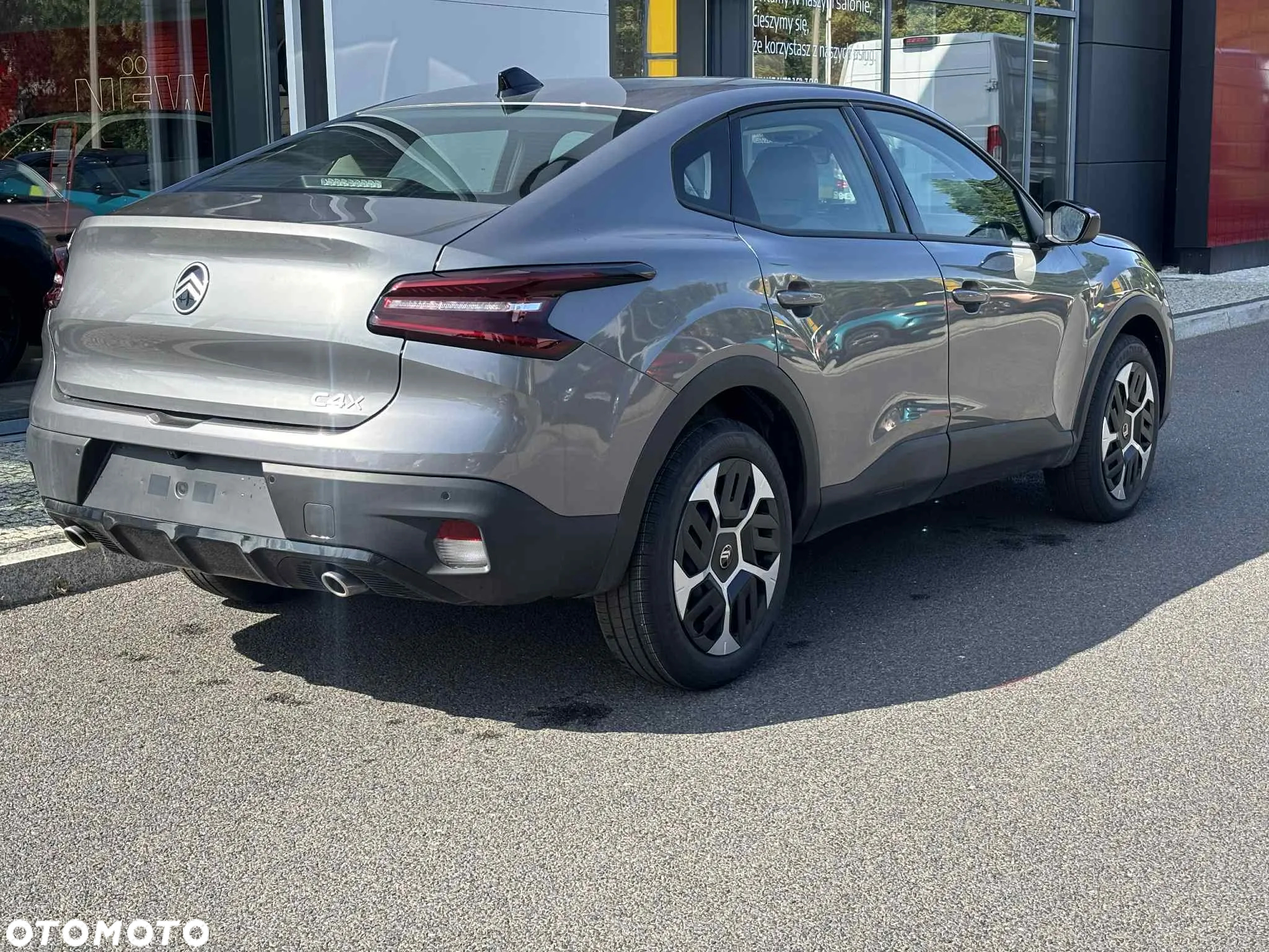 Citroën C4X 1.2 mHEV Plus eDCT6 - 3