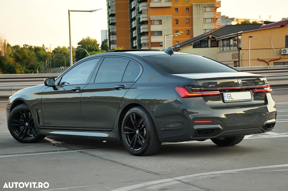 BMW Seria 7 750i xDrive - 2