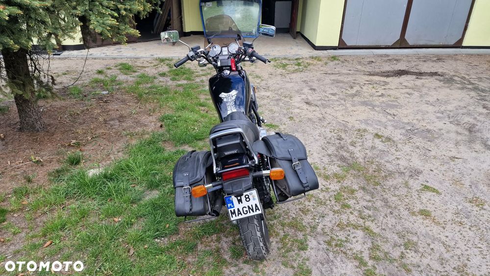 Honda VF - 3