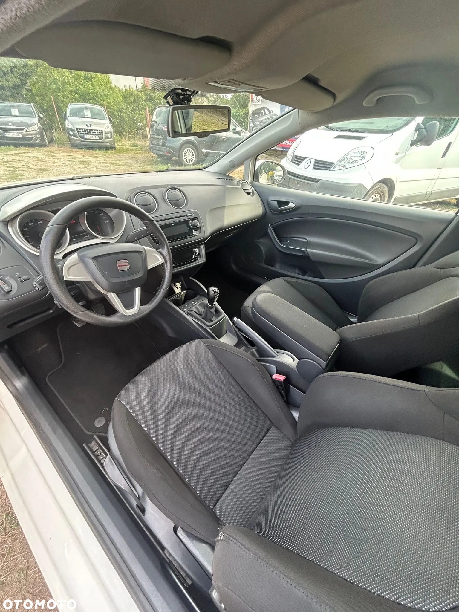Seat Ibiza 1.6 16V Reference - 5