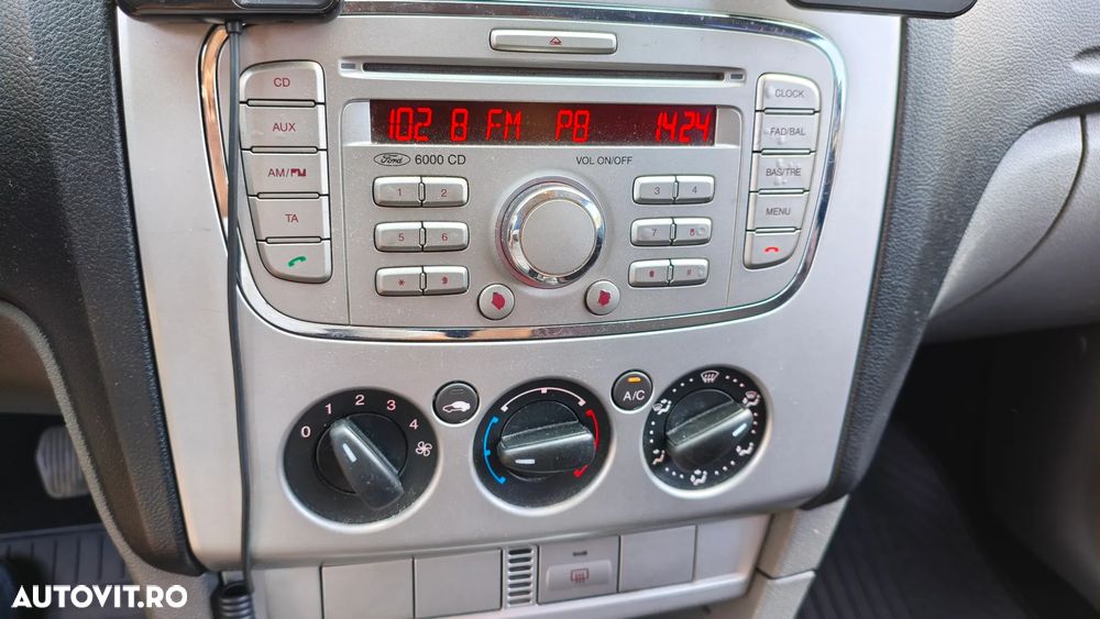 Ford Focus 1.6 TDCi Trend - 13