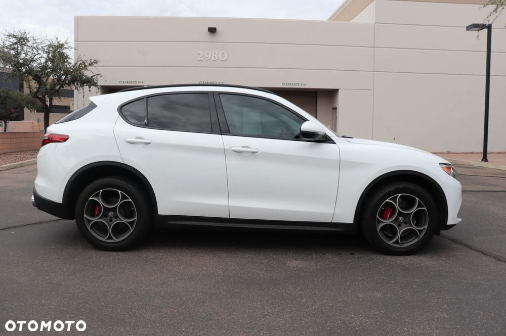 Alfa Romeo Stelvio 2.0 Turbo Veloce TI Q4 - 10