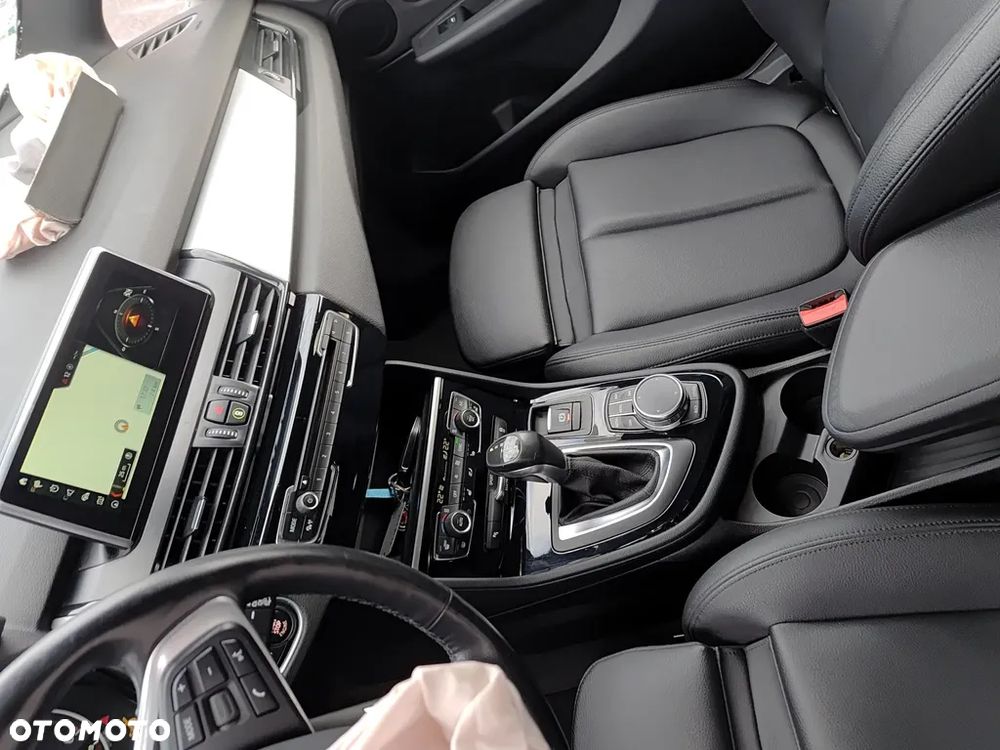 BMW Seria 2 218d xDrive Sport-Aut Advantage - 12