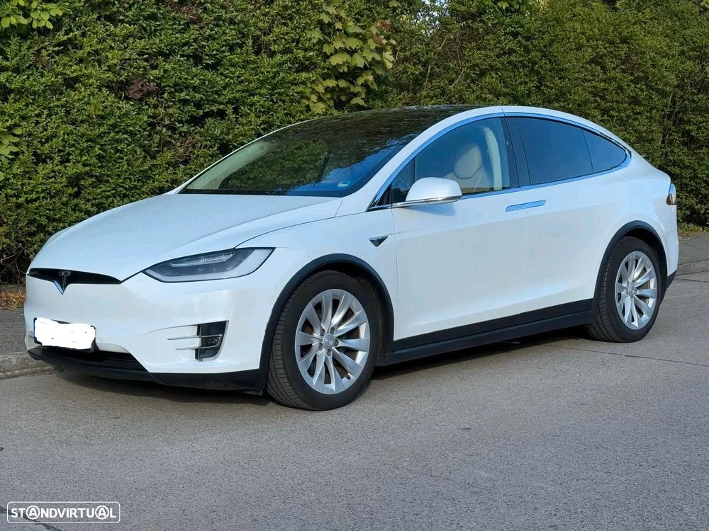 Tesla Model X 100D - 1