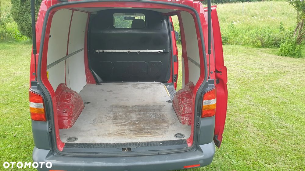 Volkswagen Transporter - 4