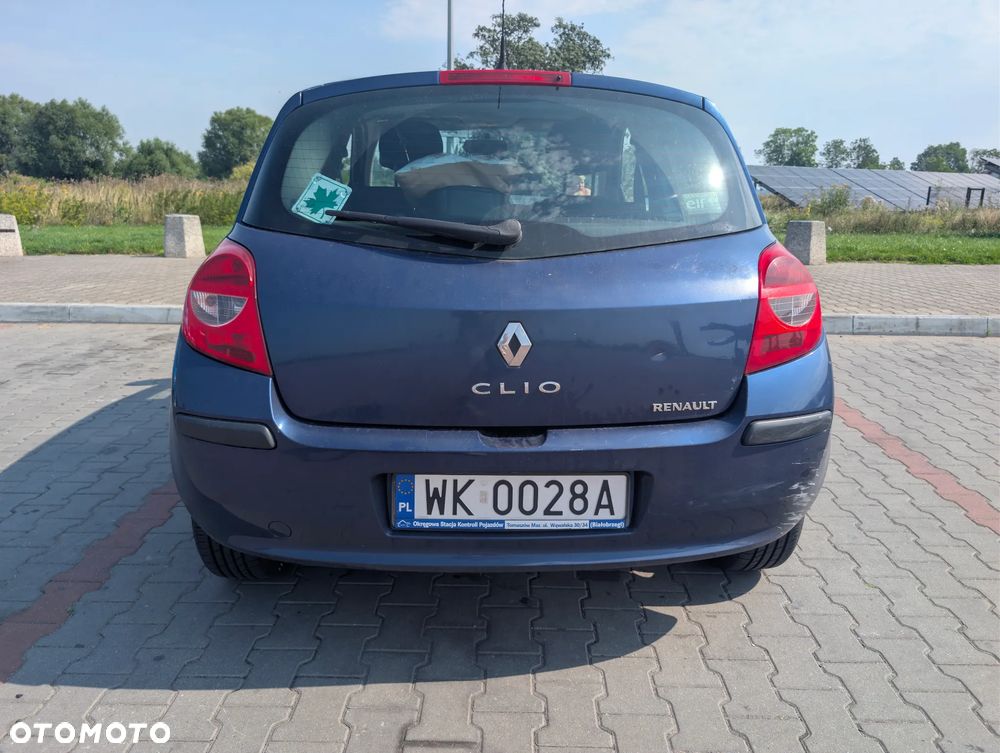 Renault Clio 1.2 16V Expression - 7