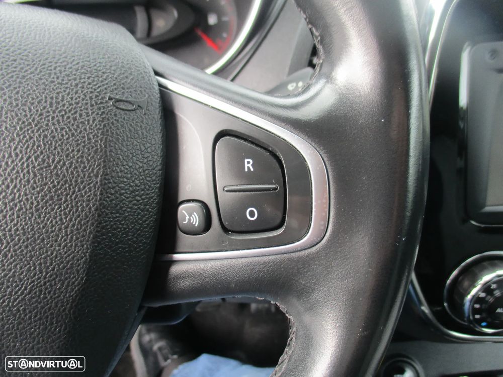 Renault Captur 1.5 dCi Exclusive - 18