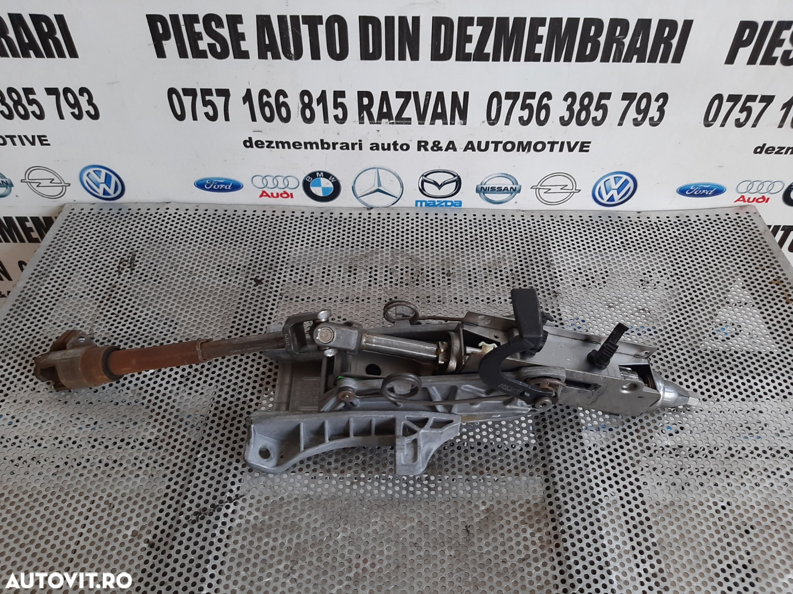 Coloana Ax Volan Directie Ford Focus 2 Volan Stanga An 2005-2006-2007-2008-2009-2010-2011 Dezmembrez Ford Focus 2 Facelift 1.6 Tdci Euro 5 Motor GPDA An 2008-2011 Volan Stanga - 4
