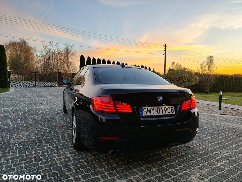 BMW Seria 5 520d - 14
