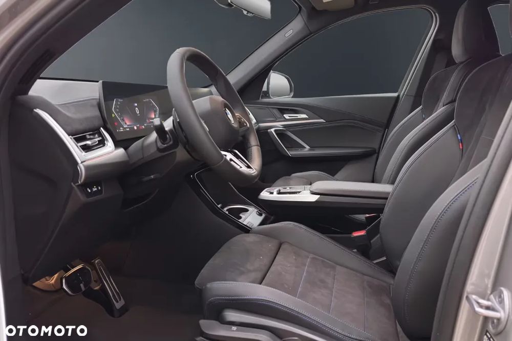 BMW X1 sDrive20i mHEV - 6