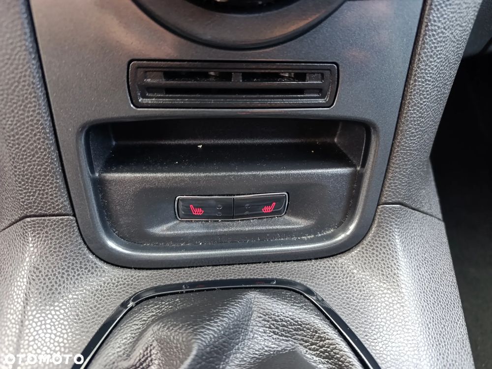 Ford Fiesta - 13