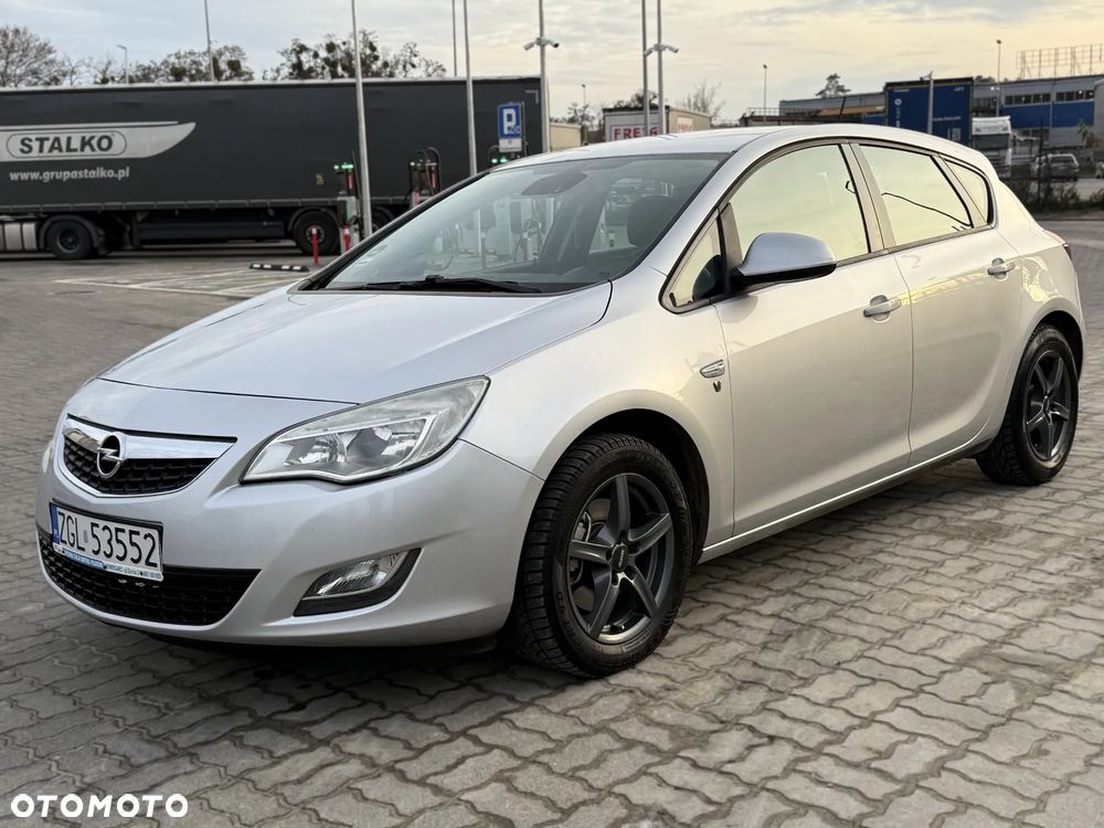 Opel Astra - 9