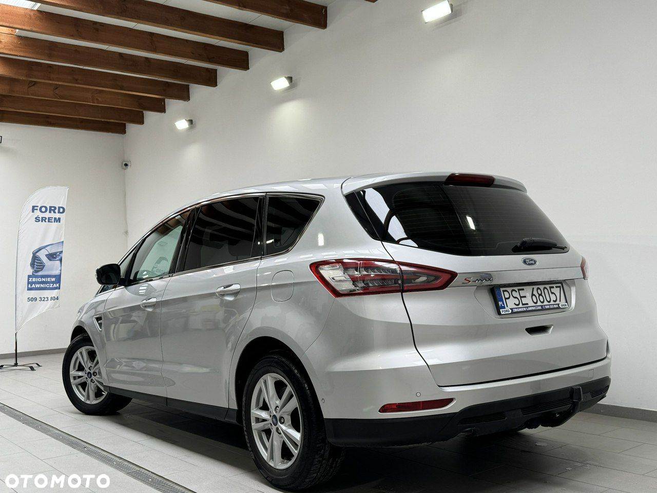 Ford S-Max - 15