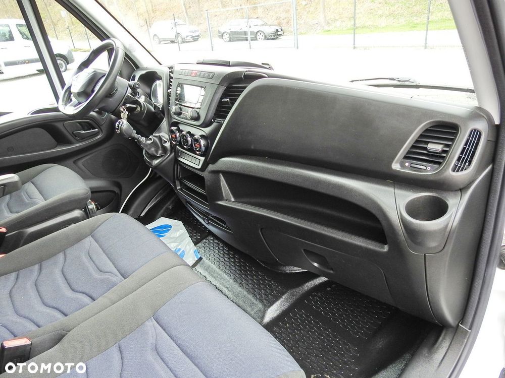 Iveco DAILY  35S18 PLANDEKA 10 PALET WEBASTO TEMPOMAT KLIMATYZACJA  180KM - 40