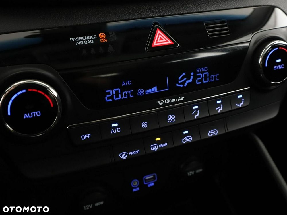 Hyundai Tucson 1.7 CRDI BlueDrive Style 2WD - 27