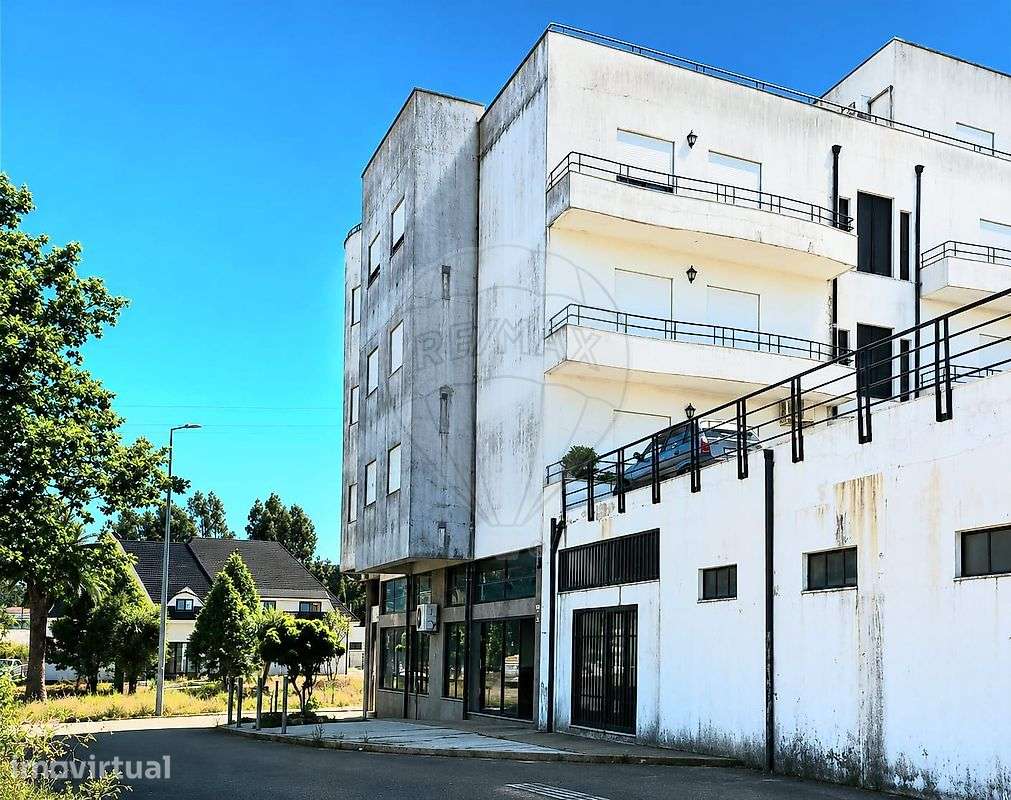 Garagem  para venda - Grande imagem: 2/9