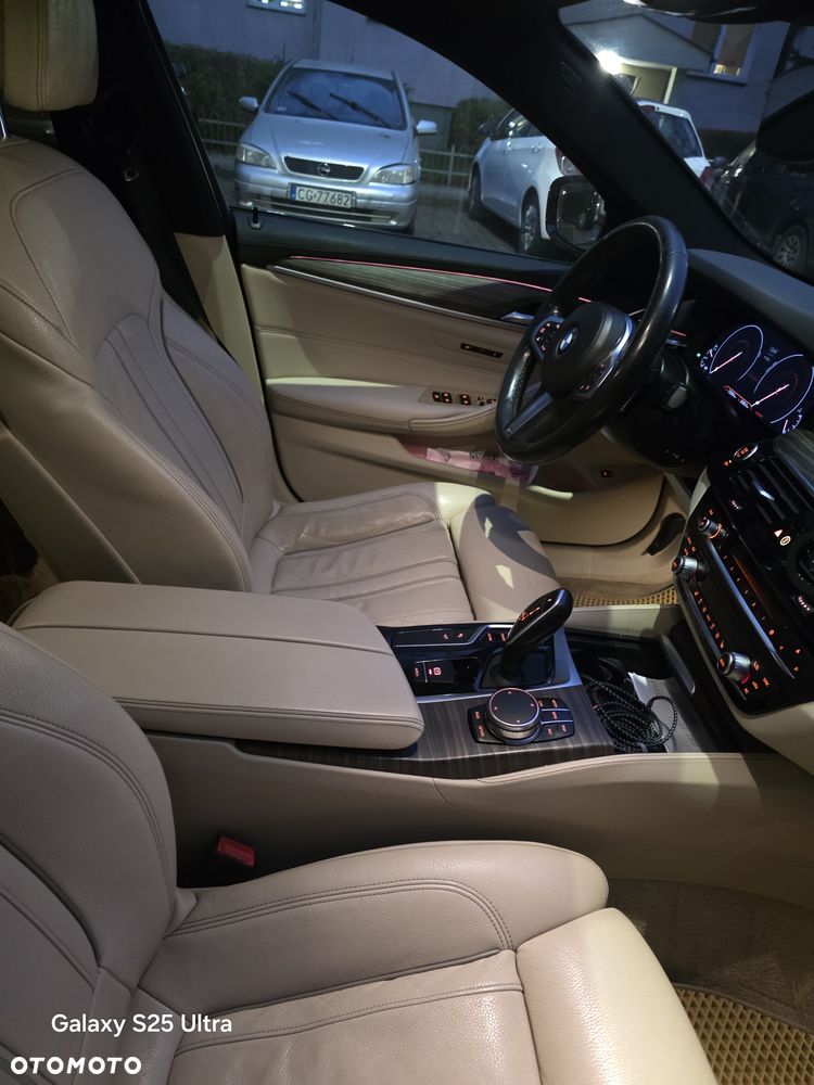 BMW Seria 5 540d xDrive Luxury Line - 22