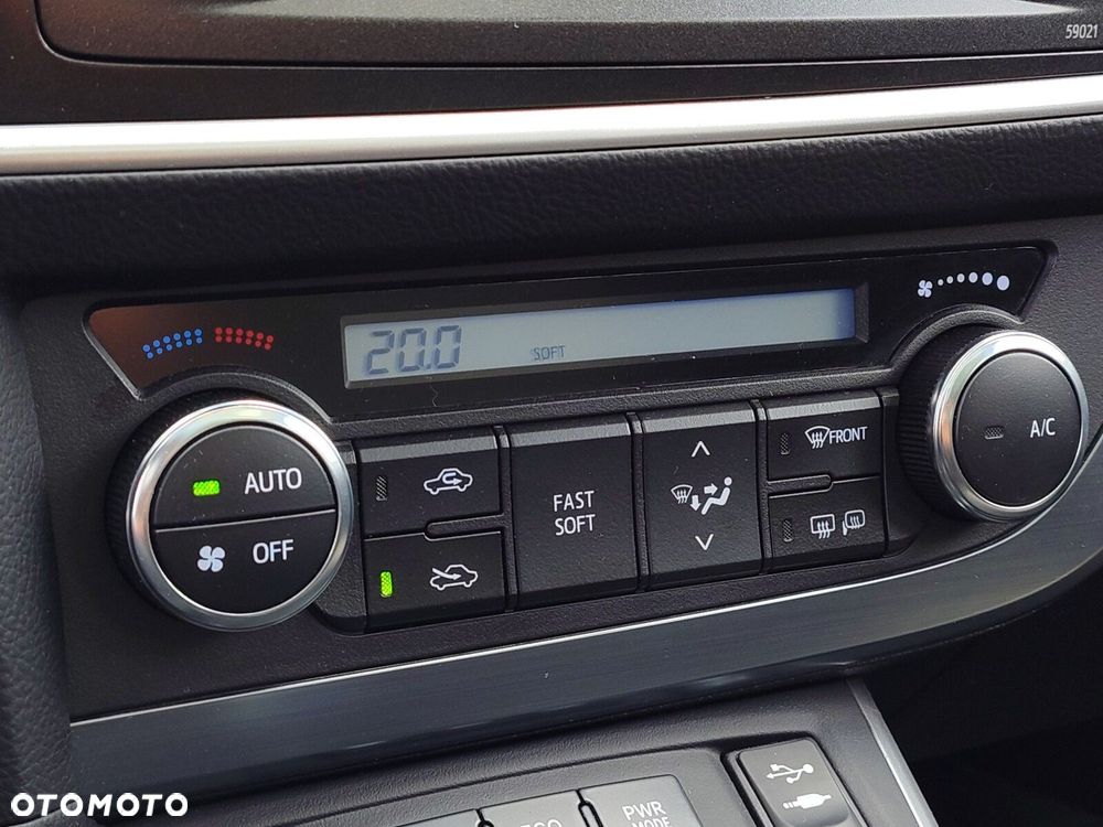 Toyota Auris Hybrid 135 Premium - 25