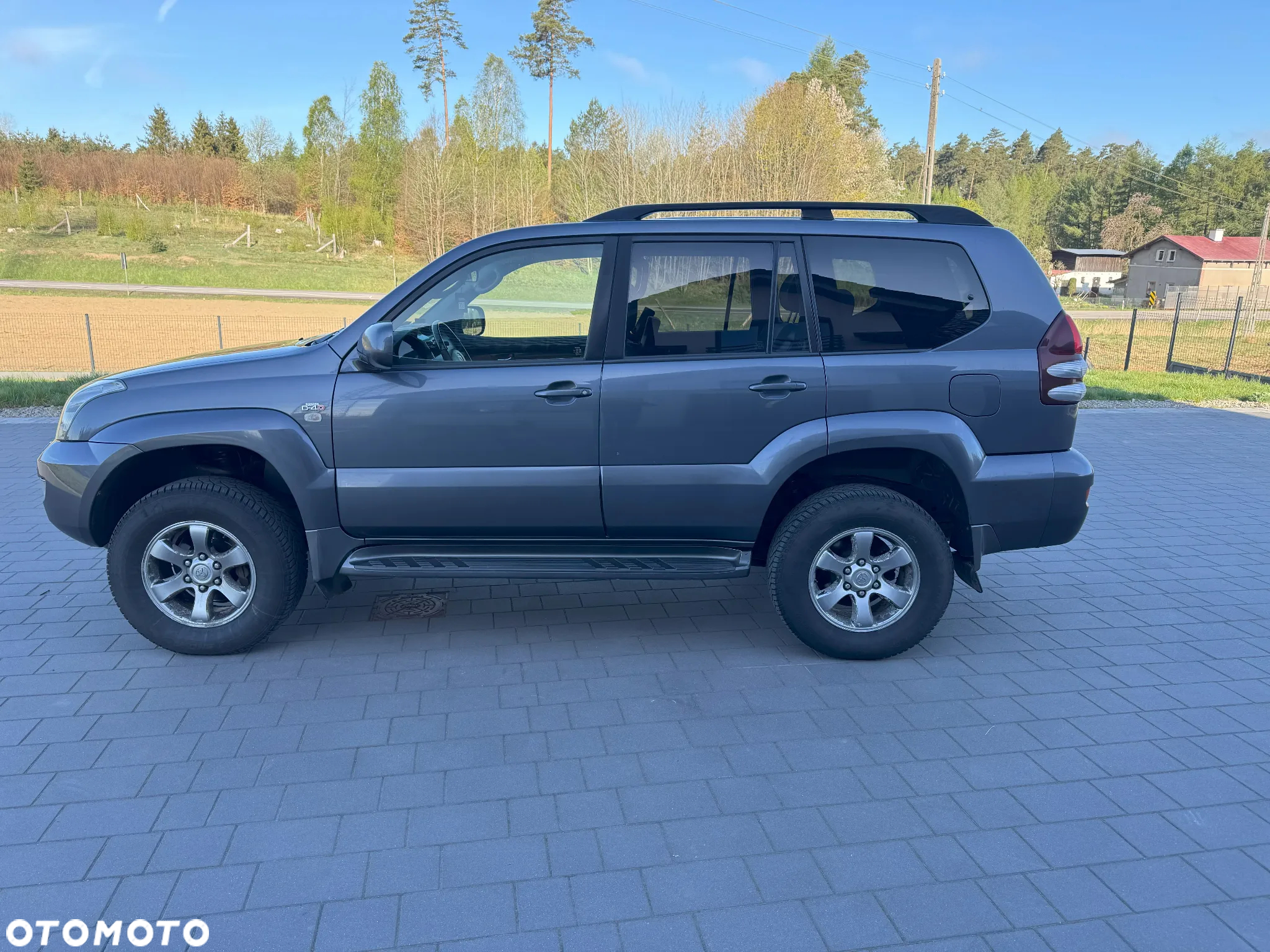 Toyota Land Cruiser - 3
