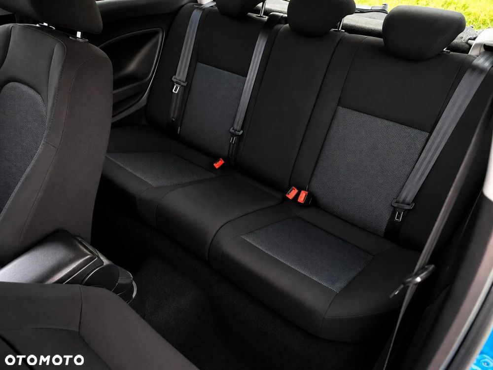 Seat Ibiza SC 1.4 16V Sport - 11