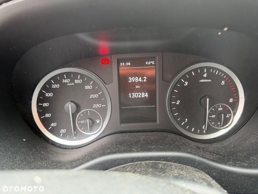 Mercedes-Benz Vito - 8
