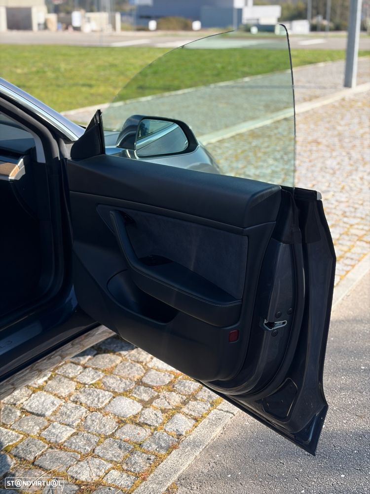 Tesla Model 3 Standard Range Plus RWD - 47