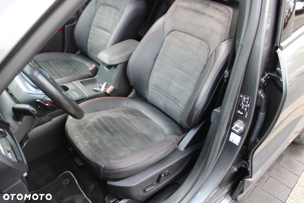 Ford Kuga - 21