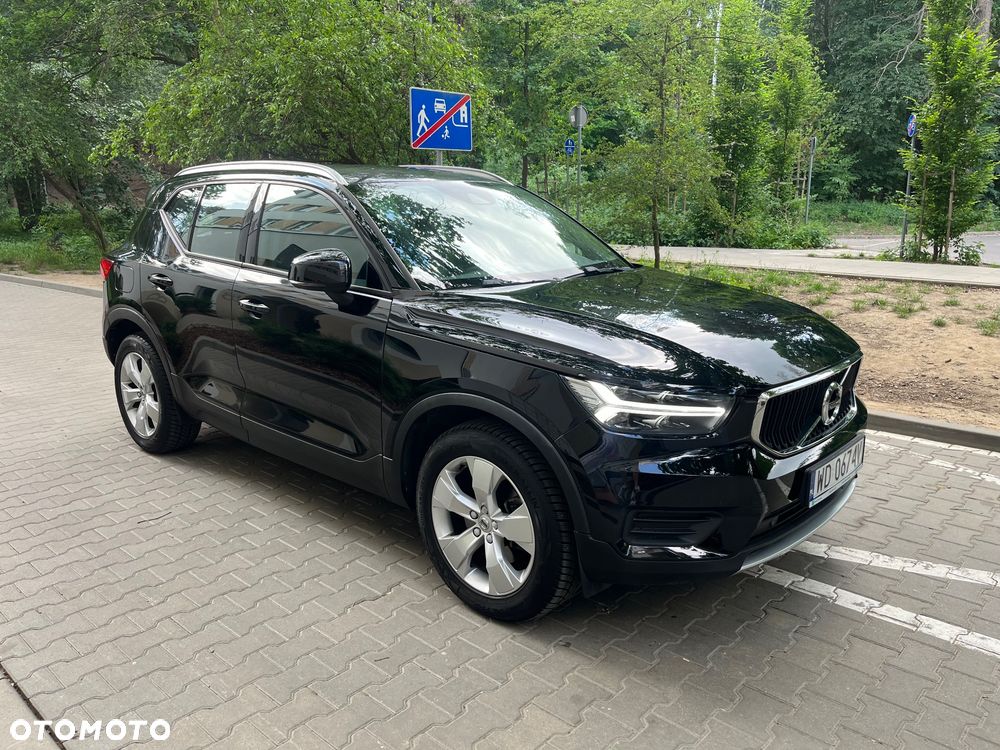 Volvo XC 40 D3 AWD Momentum Pro - 2