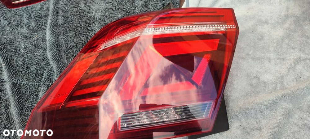 Lampa Lewa Tylna w błotnik Oryg. Vw Tiguan Lift 2022r 5NA945207J Ładna Bdb - 3