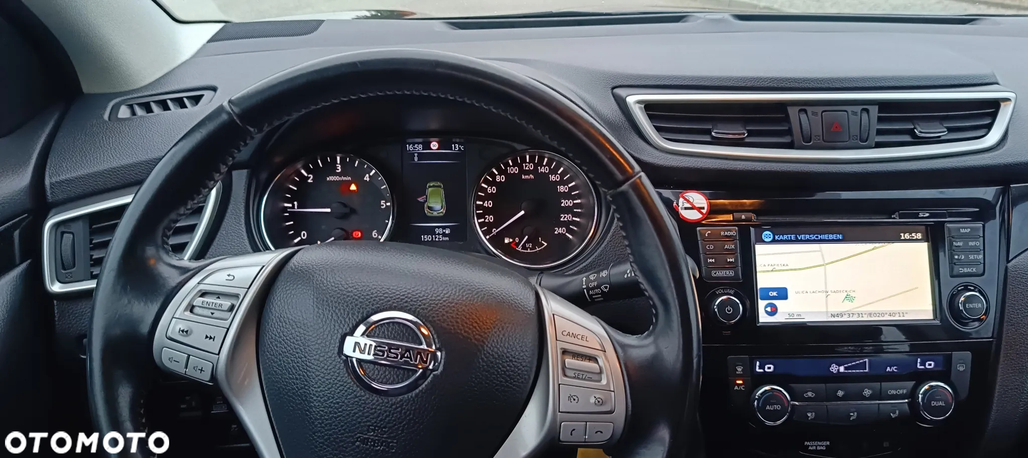 Nissan Qashqai 1.6 dCi ALL-MODE 4x4i PREMIER - 24
