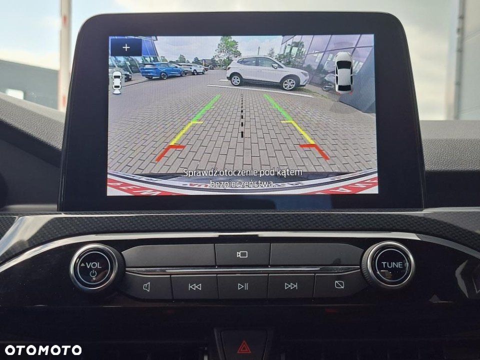 Ford Kuga - 31