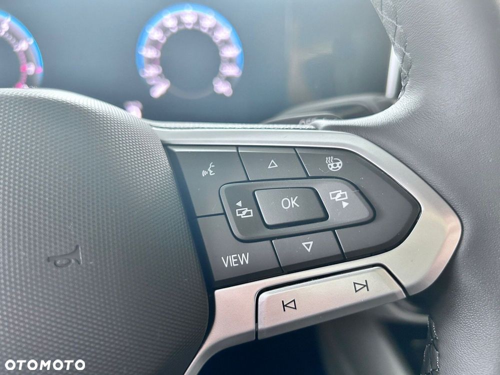 Volkswagen Passat - 22