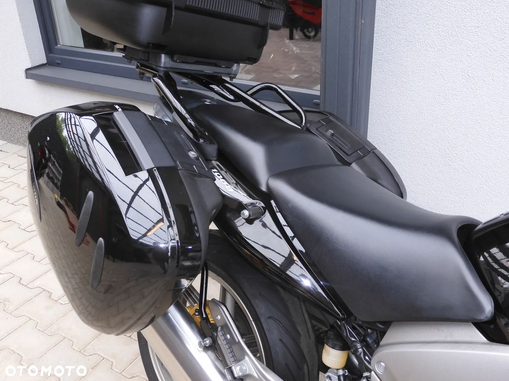 Honda CBF - 12