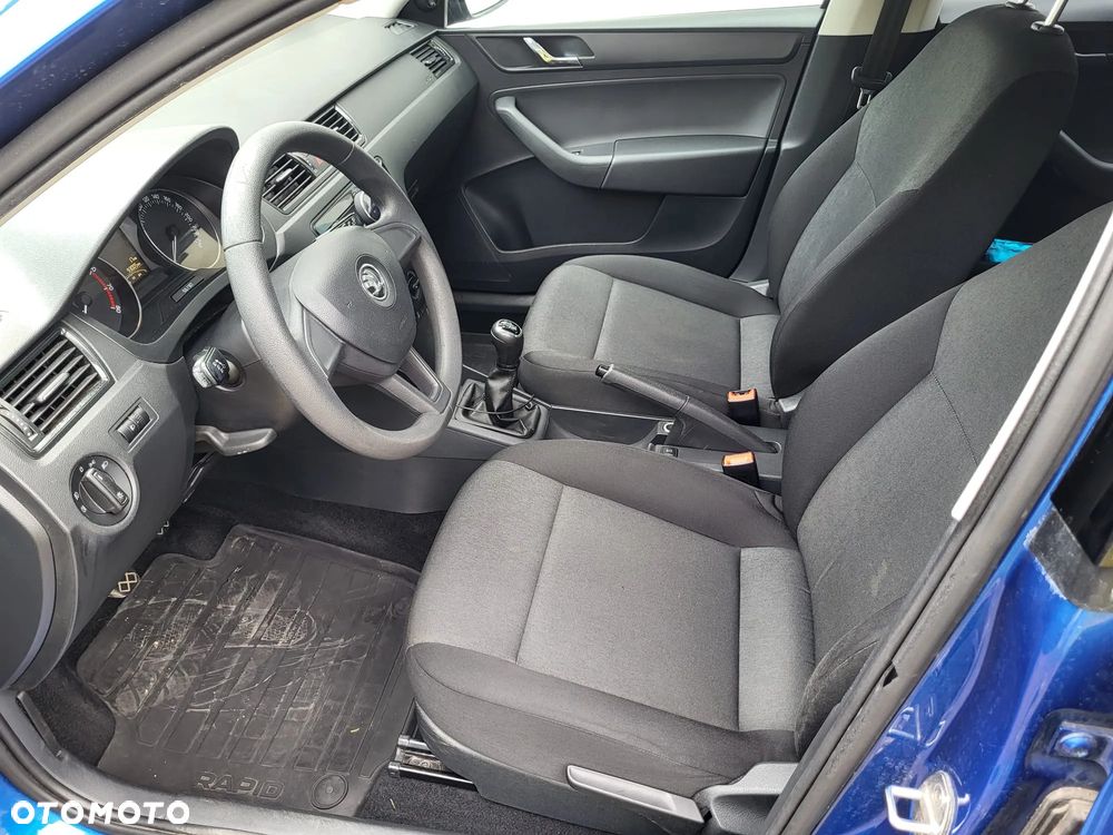 Skoda RAPID 1.2 TSI Ambition - 10
