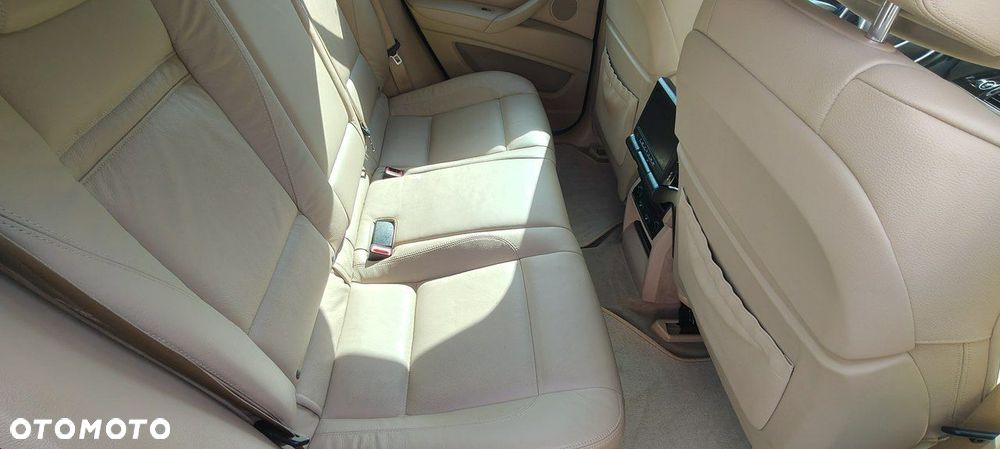 BMW X6 - 13