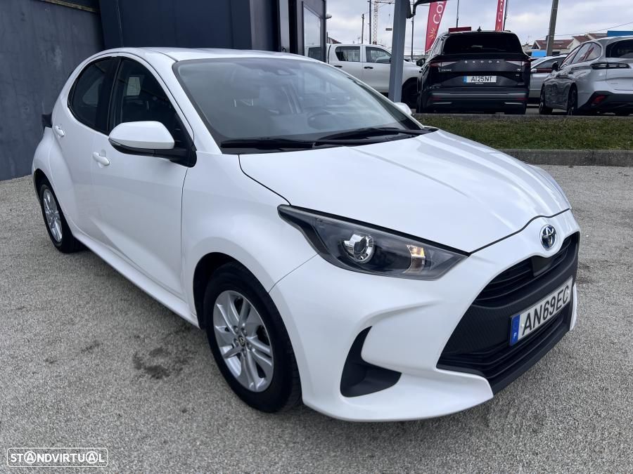 Toyota Yaris 1.5 HDF Comfort Plus - 8
