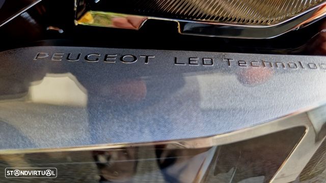 Peugeot 3008 1.6 Hybrid Allure Pack e-EAT8 - 7