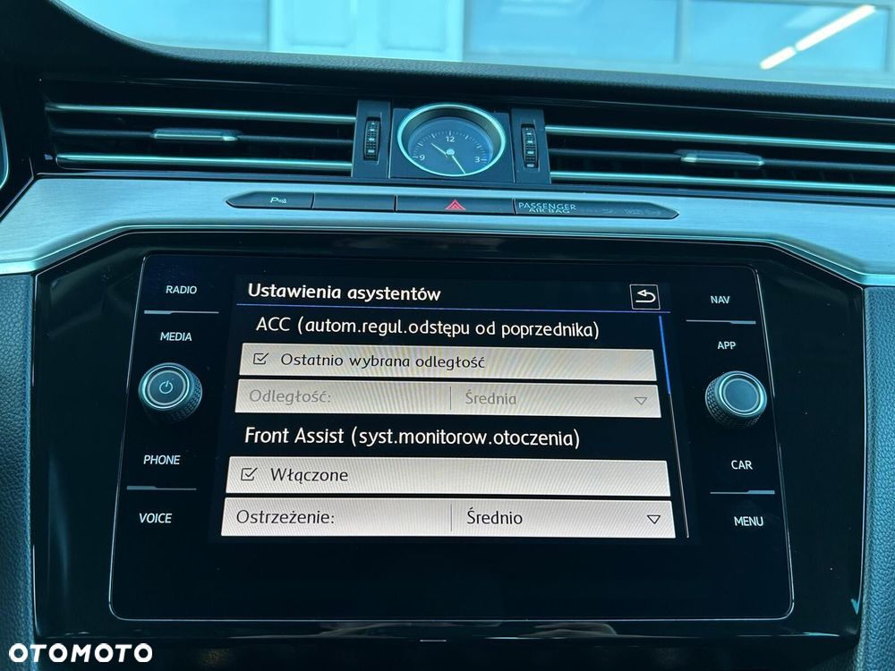 Volkswagen Passat 1.5 TSI EVO Highline DSG - 30