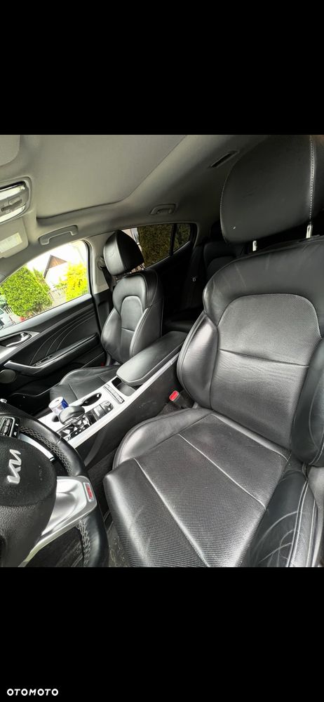 Kia Stinger 3.3 T-GDI V6 GT AWD - 17
