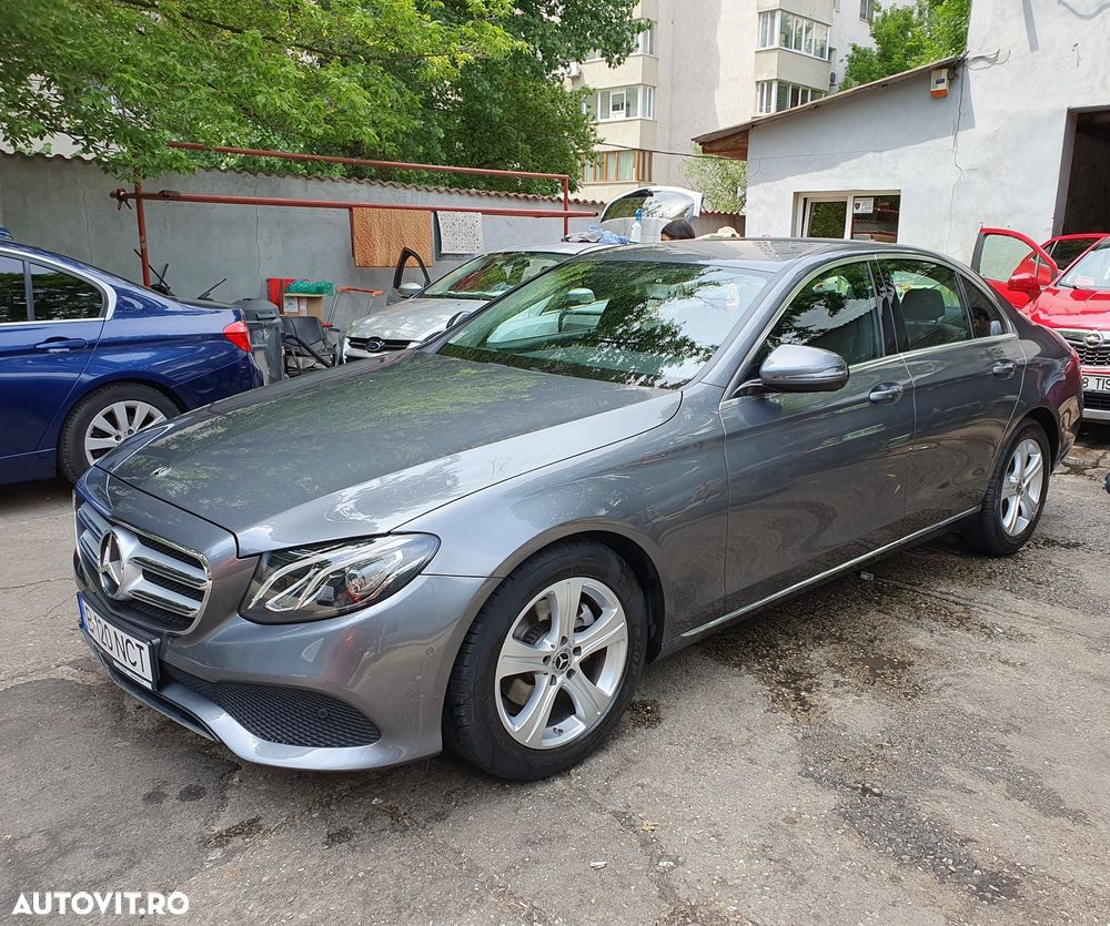 Mercedes-Benz E 220 d Aut. - 12