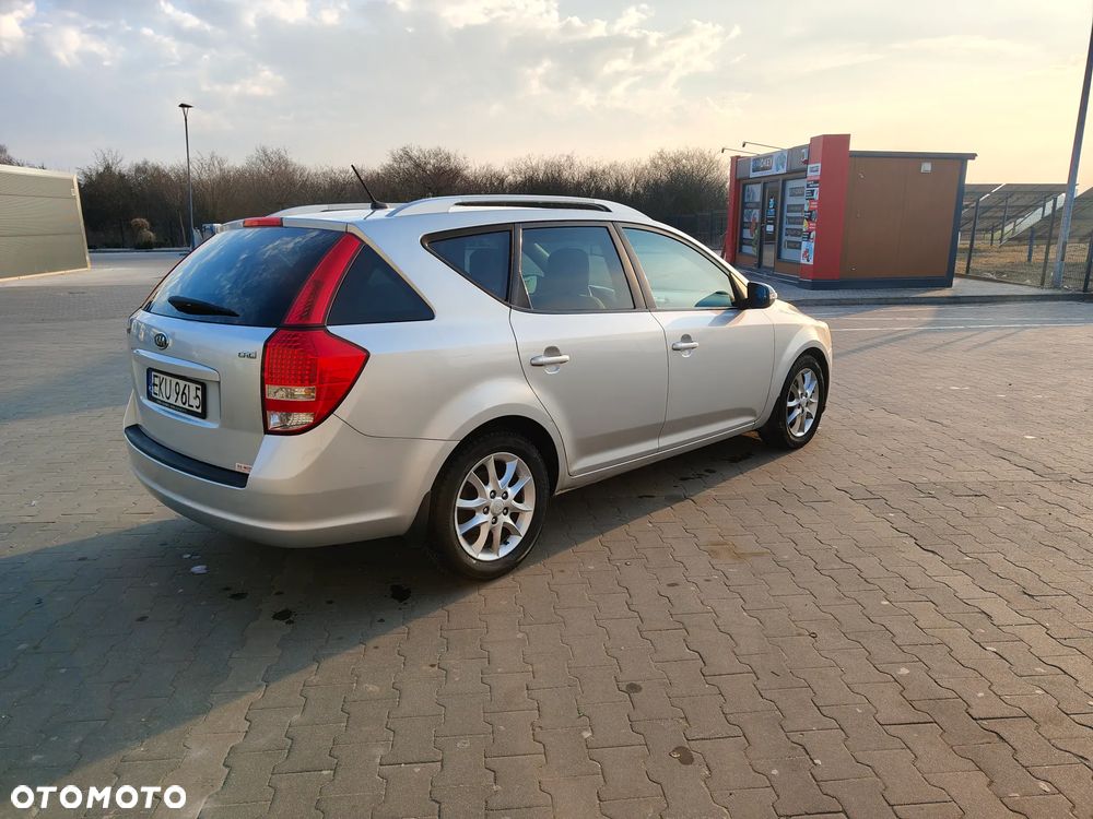 Kia Ceed 2.0 crdi Optimum - 6