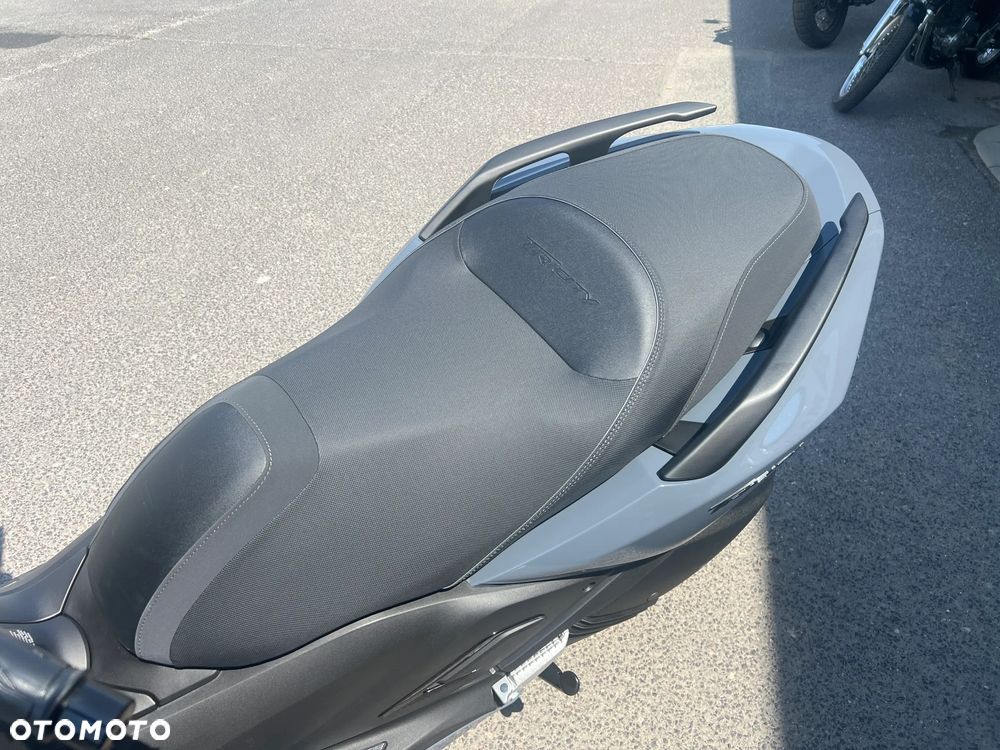 Yamaha Tricity - 22