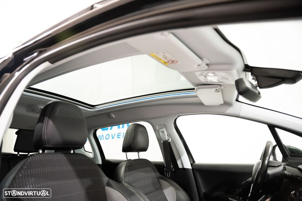 Peugeot 2008 1.2 PureTech Style - 19